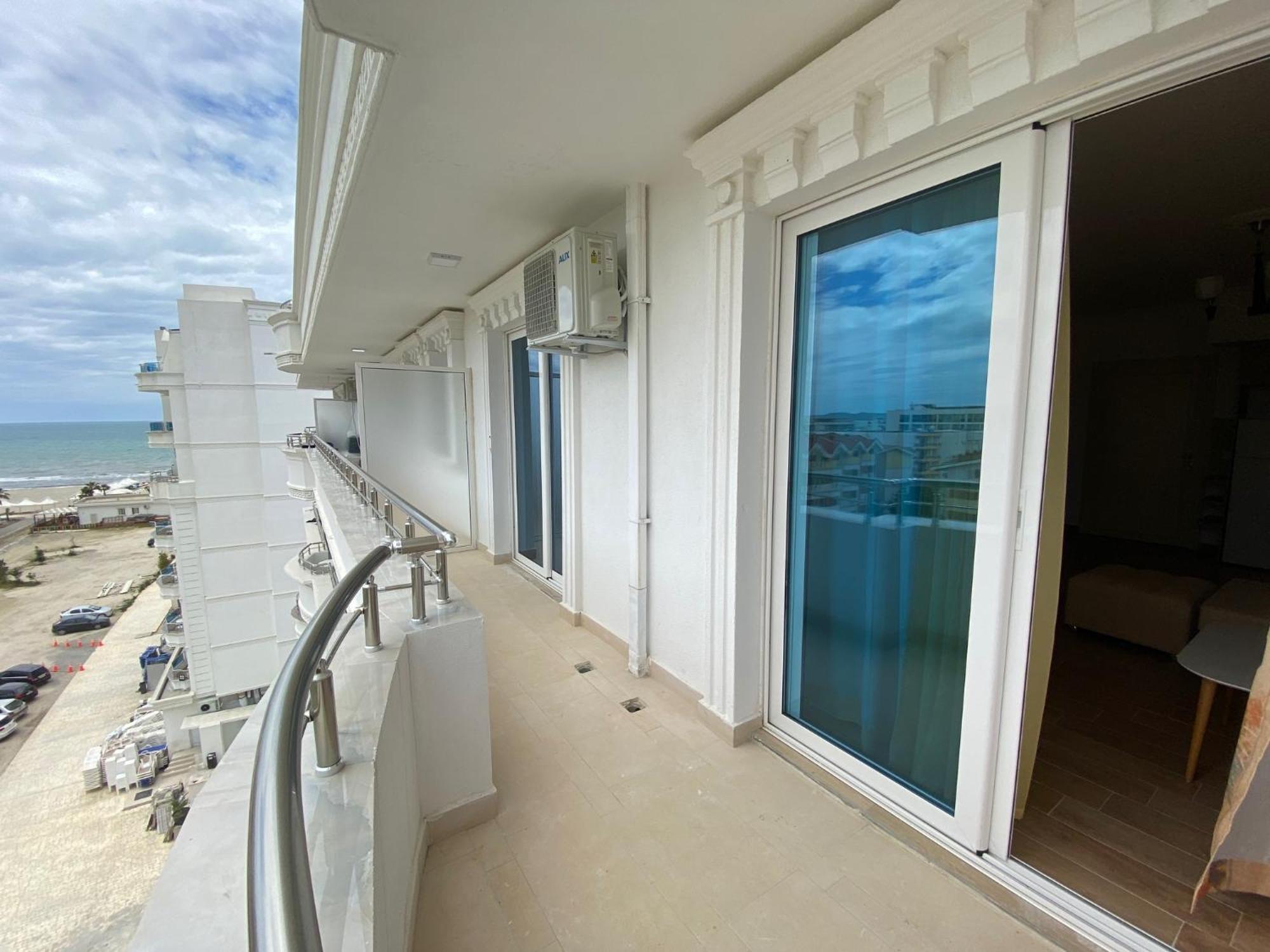 Summer Apartmán Golem (Tirana)