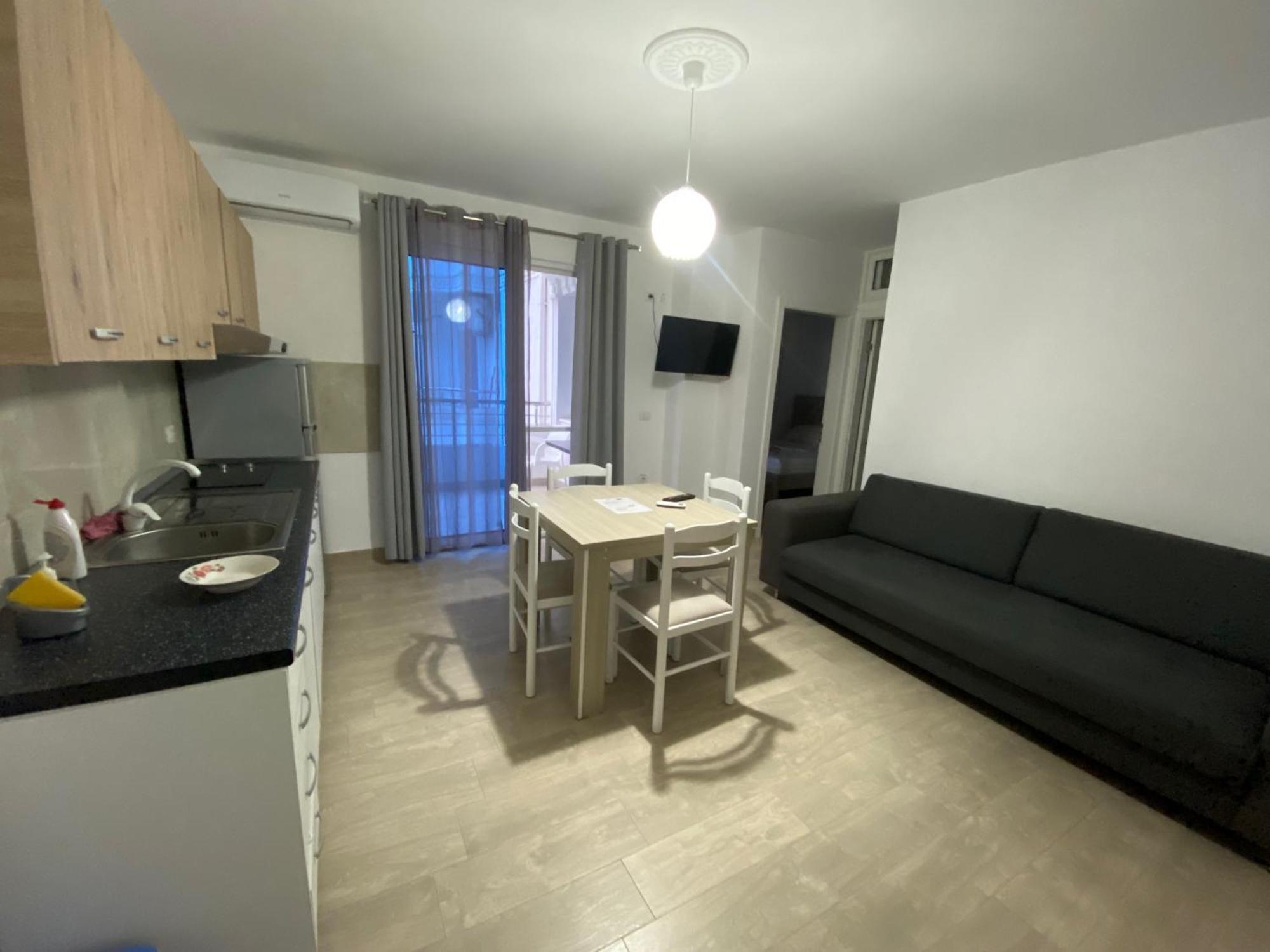 Summer Apartmán Golem (Tirana)