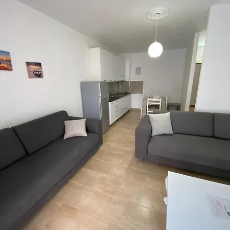 Best Summer Apartment Golem  Exterior photo