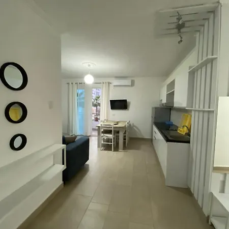 Best Summer Apartment Golem  Exterior photo